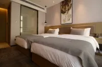 Dongsheng Grand Hotel (Changsha International Convention Center South Railway Station)