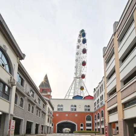 Yuezhijia Business Hotel (Huoshan Ferris Wheel Passenger Transport Center)