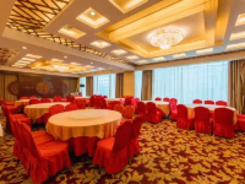 和田西湖国際ホテル ホータン市のホテル