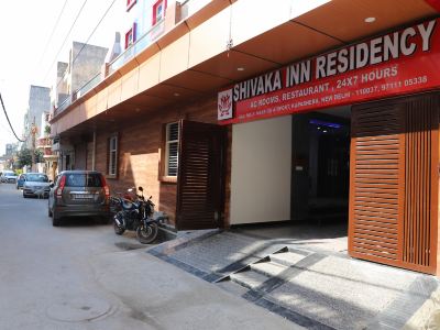 Airport Hotel Shivaka Inn