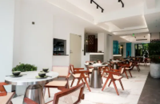 雲駐·諾亞江景度假酒店（西雙版納景洪告莊西雙景星光夜市店）