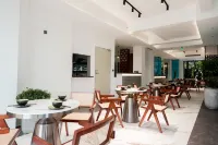 Yunzhu · Noah Hotel (Xishuangbanna Guozhuang Xishuangjing Starlight Night Market)
