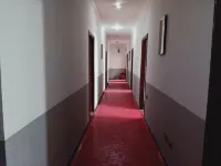 Lipu Yihua Hotel