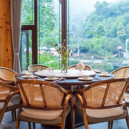 Qingchengshan Weishui Memory Hot Spring Homestay (Qingcheng Houshan Tai'an Ancient Town Branch)