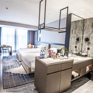Xinhua Chiyou Huamei Hotel Hotels near Xinhua Railway Station