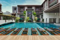 Maladee Rendezvous Hotel Chiang Mai - parking