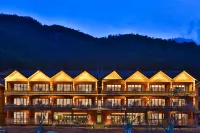 Lugu Lake bamboo • Xiqi homestay - مطابخ