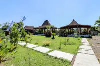 Balkondes Duta Menoreh Hotels in Samigaluh
