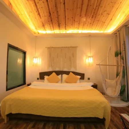 Ulan Rongshe Homestay