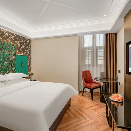 Jinjiang Metropolo Hotel (Xuzhou East High-Speed Railway Station Jinlong Lake Subway Station)