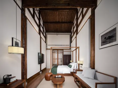 Anmin Hotel, Sanfang Qixiang, Fuzhou Отели рядом с достопримечательностью «Fuzhou University Zhicheng College»