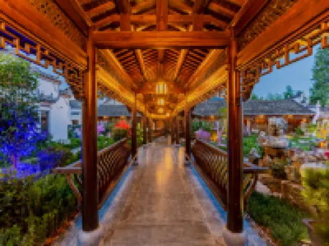 Hongcun wenshe · 20 dream Huipai private garden home stay Hotels in Yi County
