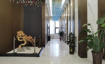 European Sunshine Hotel