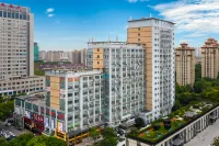 YFT Hotel (Haichang South Road Yintaicheng Branch) Hotels in Intime City&International Roller Skating Center