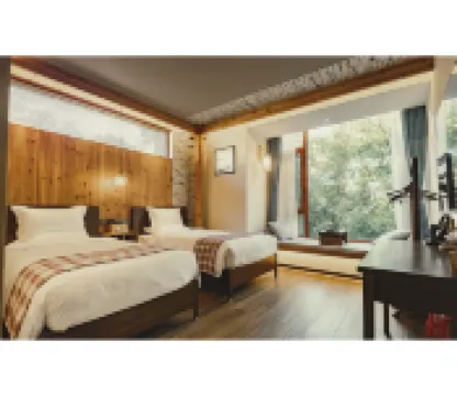 浮生半日民宿（灕江碧巖閣店）