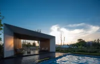 Jiande Aviation Town Maison New Century Resort Hotel（Zhejiang Aviation Industry Research Base）