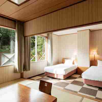 亀の井ホテル 有馬 Rooms