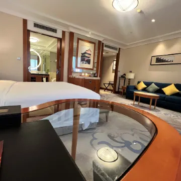 World Trade Winning Hotel