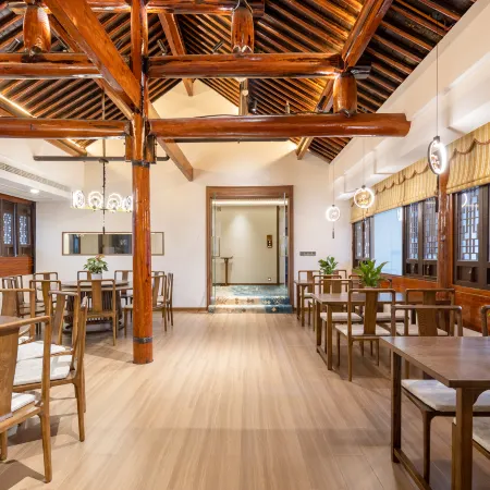 Floral Hotel·Jianshuige Hotel (Keyan Scenic Area Branch)