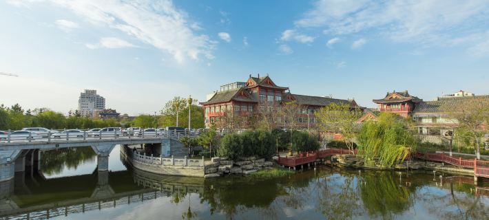 Super 8 Select Hotel (Kaifeng Qingming Shanghe Garden) Ξενοδοχεία στην πόλη Κάιφενγκ