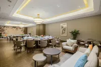 Jinling Grand Hotel XingHua - breakfast