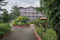 Avocado Orchid Resort Hoteles en Hetauda