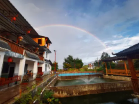 Resource Jinshan Manor Hotels in Ziyuan