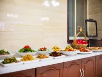 Moshang Qingju Hotel (Hebi Qixian  Yunmengdadao Branch) Hotels in Qi County