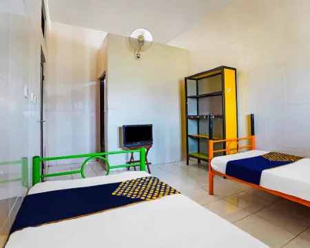 OYO Life 91856 Griya Gedangan Syariah Hoteles en Gedangan