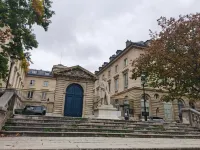 Sans soucis-Latin Quarter,Paris