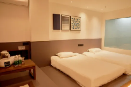 Yunshang Translation House