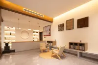 Jinxiuge Homestay (Huangling Scenic Area)