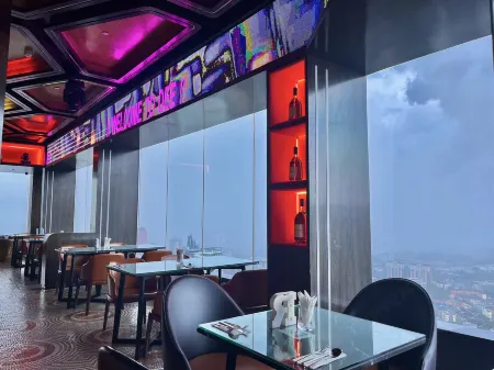 The Platinum Kuala Lumpur by Whitfield Отели рядом с достопримечательностью «Парк 99 Уандерленд»