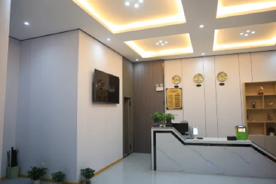 Zhaotong Xiaoqi Hotel (Jinhai Building Materials Home City)