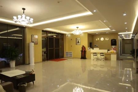 luoma Отели рядом с достопримечательностью «Fuyuan Port»