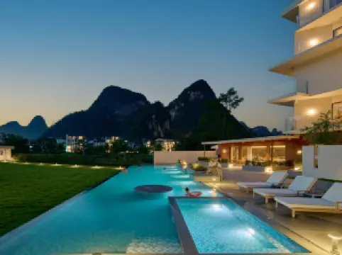 Chen’s Graden Hotel in Yangshuo(Yulong River Branch)