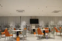 靜泊大飯店（博樂站店）