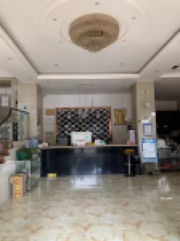 石屏萬德ホテル