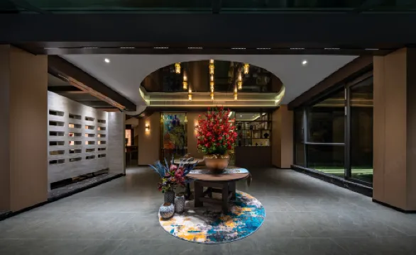 漢源雲山隱雅奢民宿