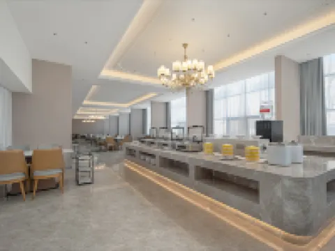 Vienna International Hotel (Zhaxizong Township Zhufeng Road Branch) Hotels in Tingri