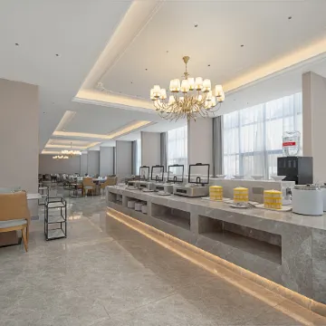 Vienna International Hotel (Zhaxizong Township Zhufeng Road Branch)