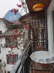 Yangshuo Liangyuan INN(West Street & LiJiang River) - Mountain view