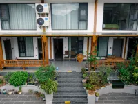 Shangri-La Central Tiger Leaping Canyon Dream Boutique B&B โรงแรมใกล้ส่วนกลางช่องเขาเสือกระโจน  แชงกรีลายูนนาน