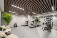 Royeah Hotel Qingdao(Donghai Middle Road)