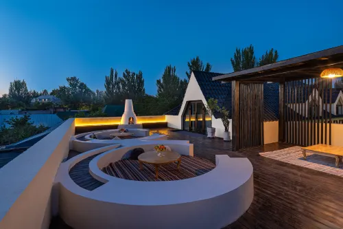 Windback Yard（In Liuxing Street Scenic Area）