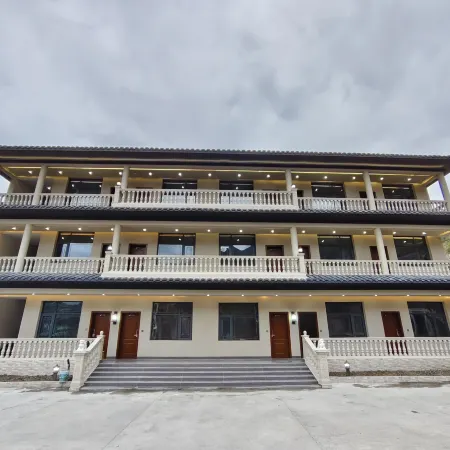 Baima Yueke Boutique Homestay