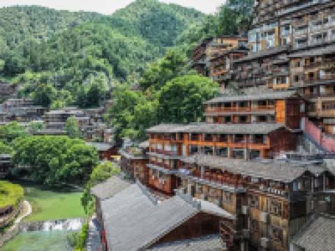 Tianhe Shiguang Homestay (Xijiang Qianhu Miao Village Observation Deck)