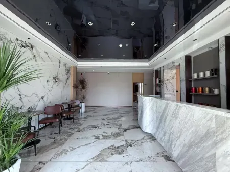 Shihezi Nut Hotel Отели рядом с достопримечательностью «Shihezi University - North District»