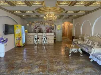 Shiwaitaoyuan Themed Hotel (Longsha Park Night Market)