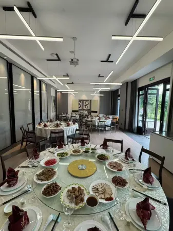 Taohuayuan Homestay Отели рядом с достопримечательностью «Sandaoyan»